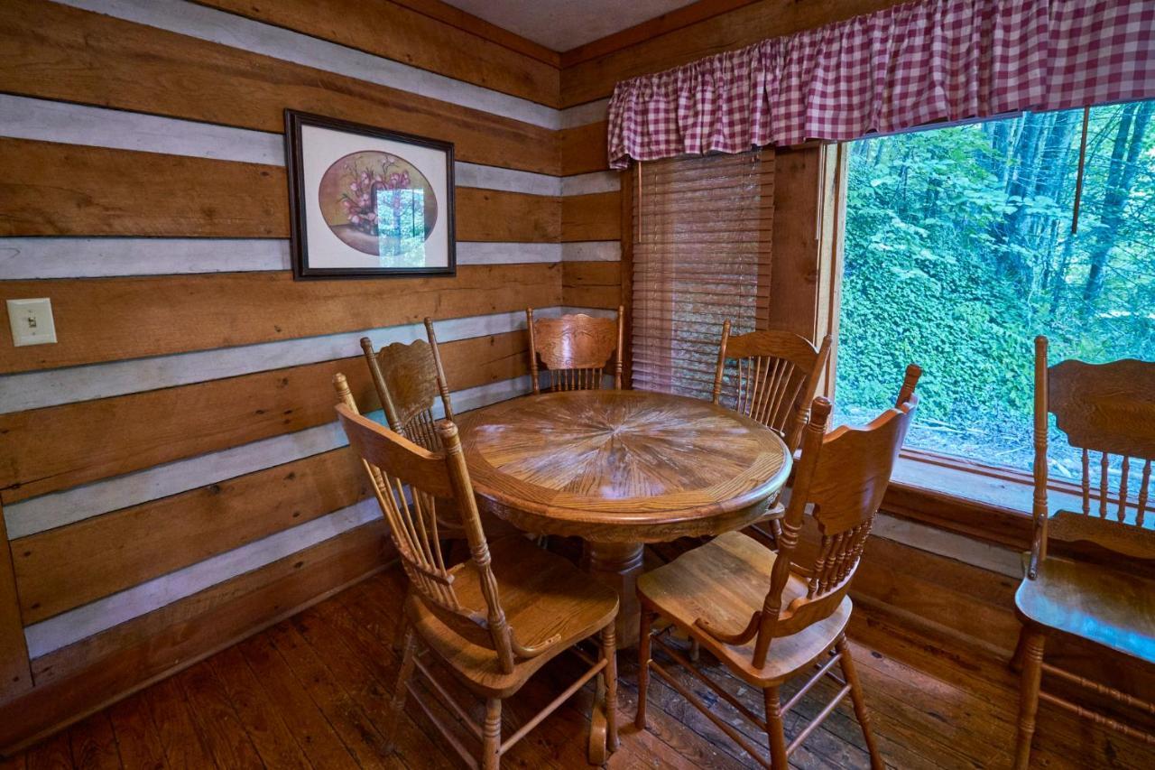 A Cabin In The Woods Pigeon Forge Exteriér fotografie